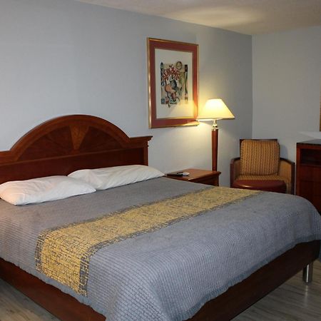 Apm Inn & Suites Martinsburg Dış mekan fotoğraf